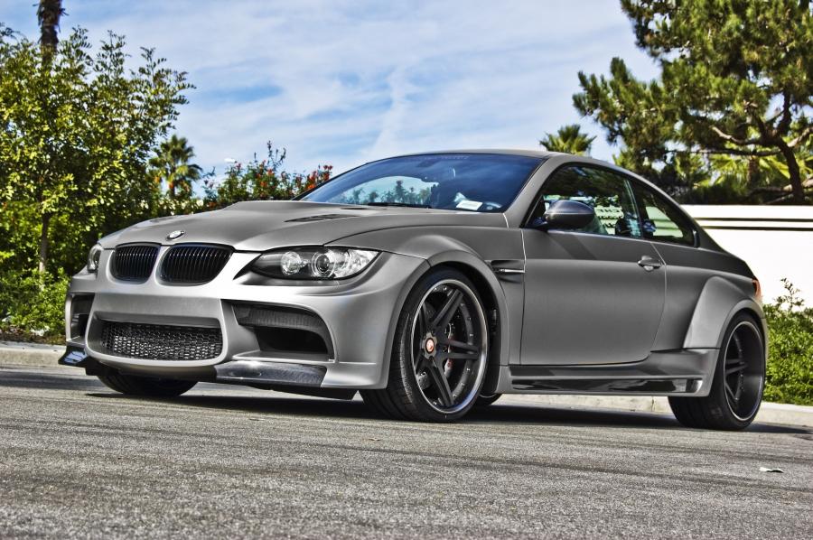  BMW M3 GTRS3 by Vorsteiner 2010 года  (фото 6 из 7)